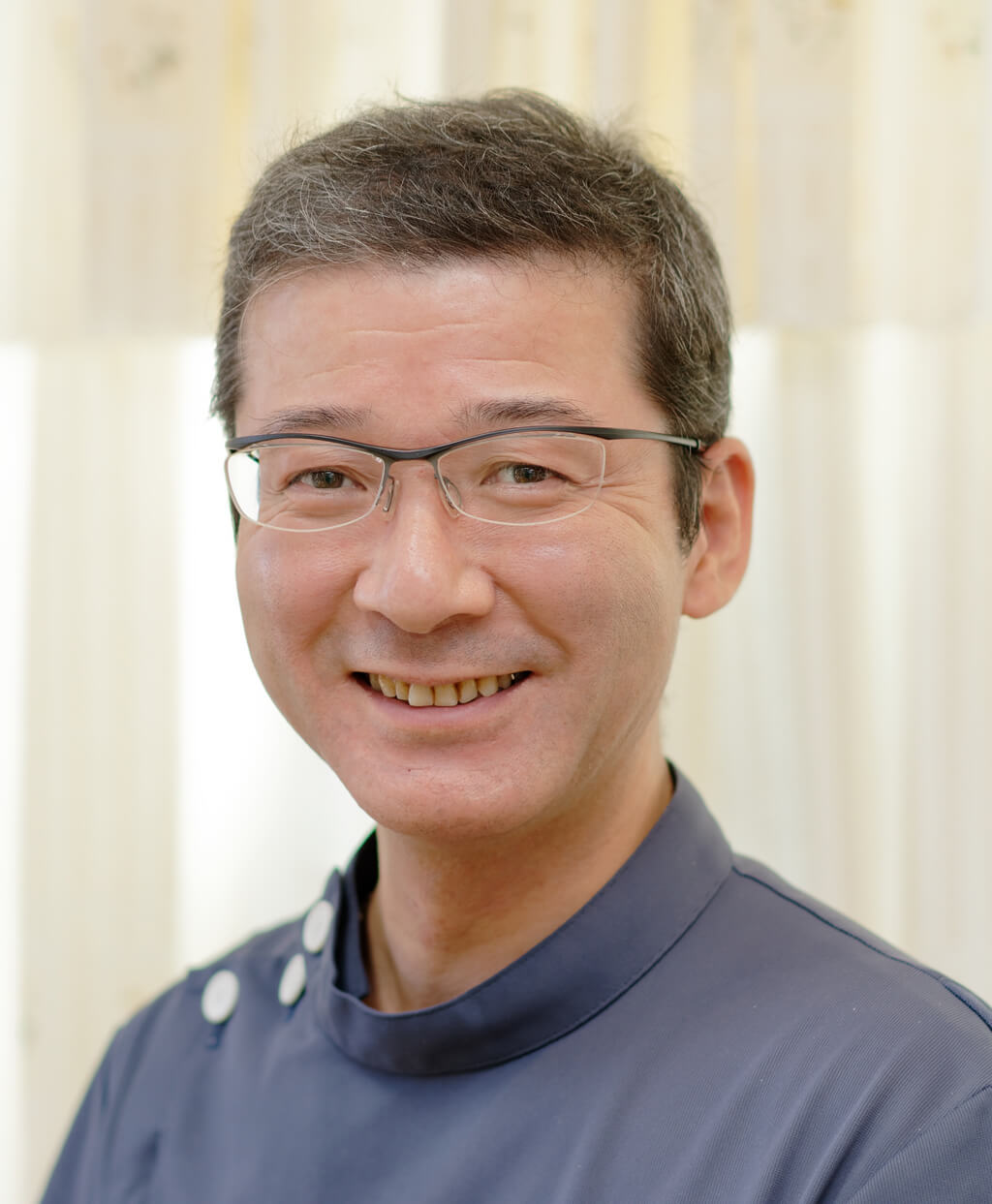 国立の歯医者、国立深澤歯科クリニックの院長・スタッフ紹介